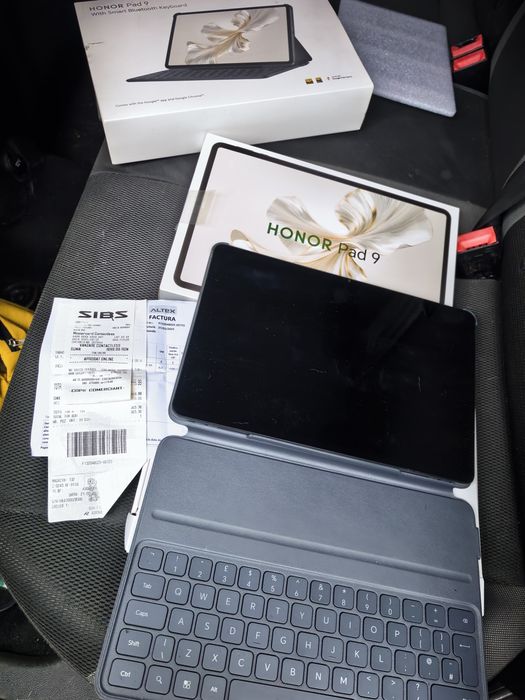 Tableta Honor Pad 9, 4G(LTE),8GB RAM, 128GB stocare, 12,1 inchi + tastatura/husă Bluetooth