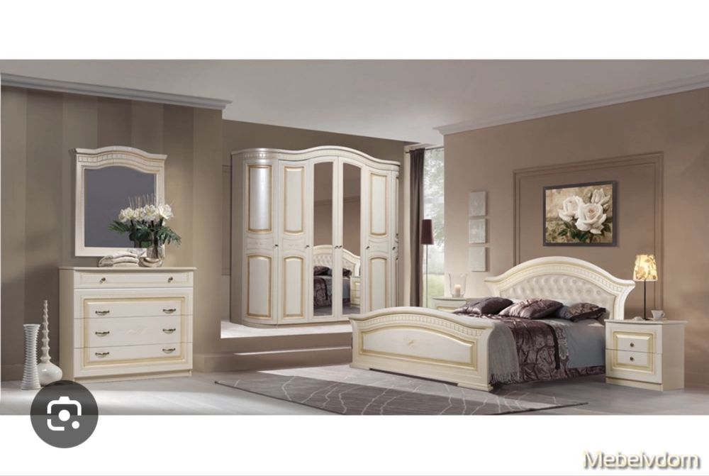 Продам спальный гарнитур