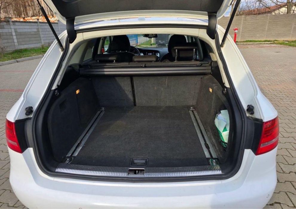 Vand Audi A4 B8 An 2010 Pret negociabil
