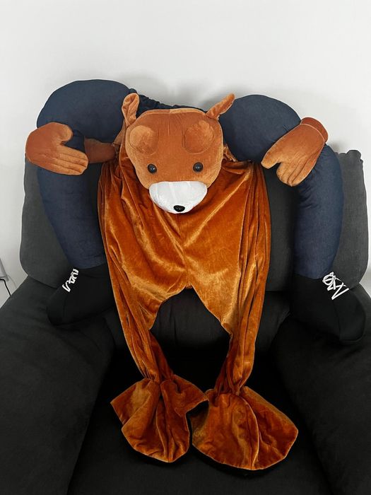 Costum carnaval urs care cară