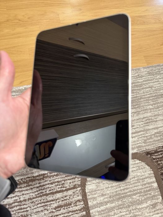 Ipad mini 6. 64gb in stare foarte buna. Cutie inclusa.