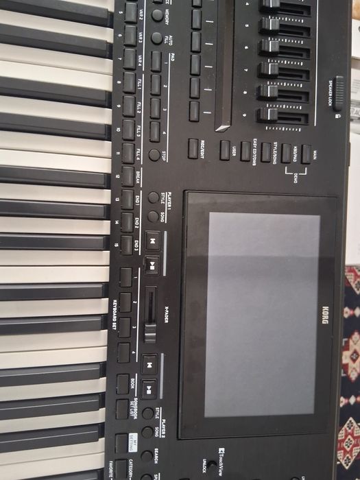 Прадавам Korg pa5x чисто Нов