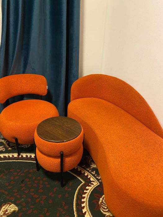 “Lounge Set ”zamonaviy dizayn uslubdagi divan.