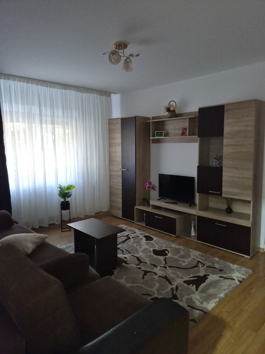 Apartament 2 camere de inchiriat