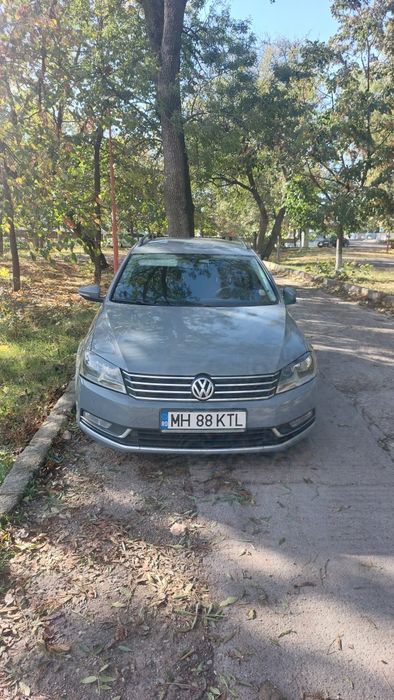 VOLKSWAGEN Passat 0