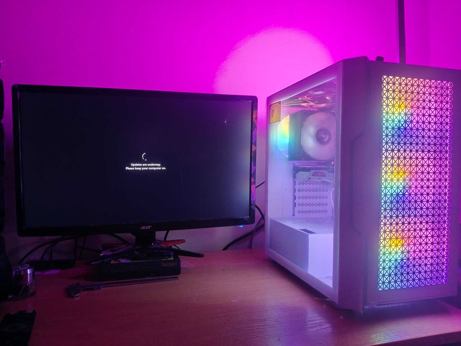 Геймърски Компютър nVidia 1080 Ti, 32GB DDR4, Intel 4Ghz Turbo, m2 ssd