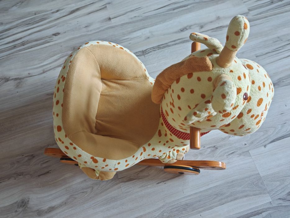 Играчка за бутане и люлка