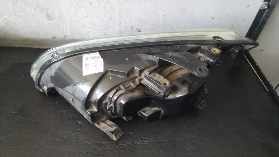 Far dreapta ford focus 2 4m5113w029jb