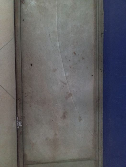 Akvarum srochna sotiladi