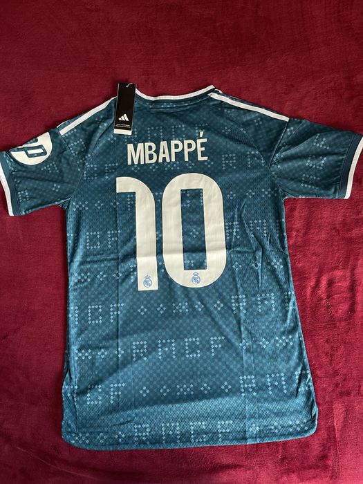 Real Madrid 2026/2027 3rd kit Mbappe #10