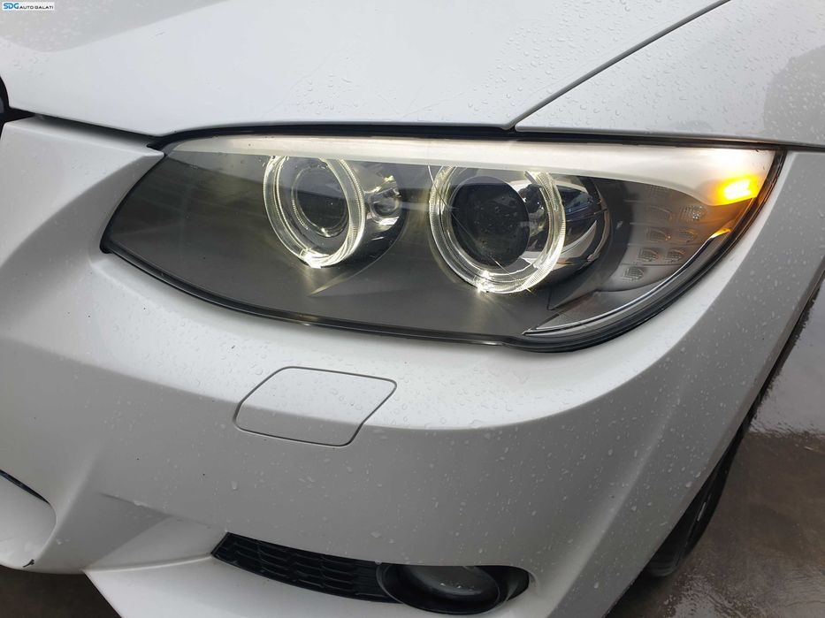 Far Stanga Bi Xenon cu Lupa și Semnalizare Led BMW Seria 3 E92 E93 LCI FL Facelift 2007 - 2013 Cod 63117273205 7273205 [K9379]