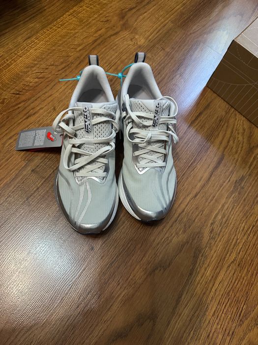 Кроссовки LI NING оригинал с poizon