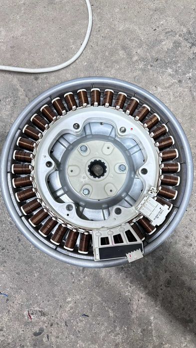 Продам инверторный двигатель от стиралки