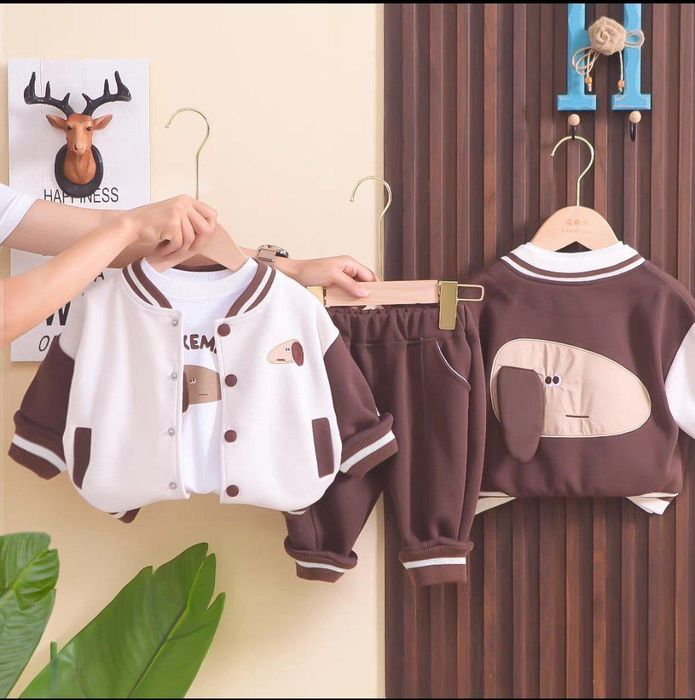 Kiloli Xitoy kiyimlari bolalar uchun