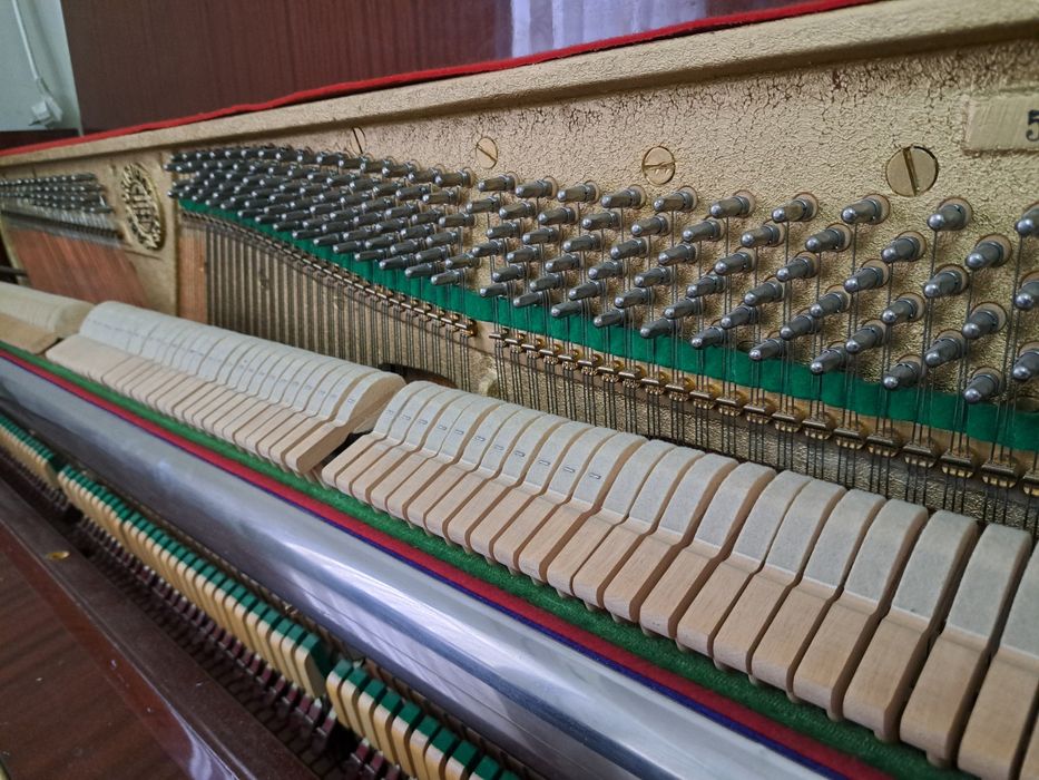 Продаётся пианино (фортепиано) Чешское   Rösler (Рёшлер)