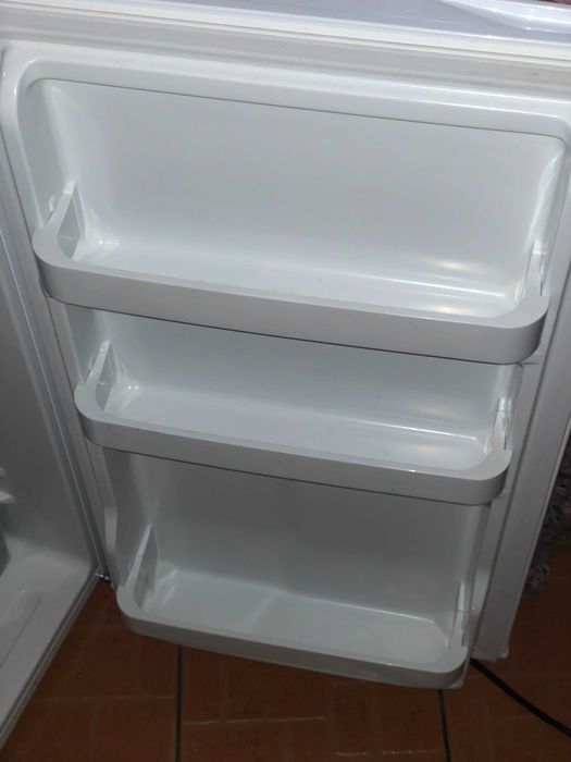 minifrigider cu congelator