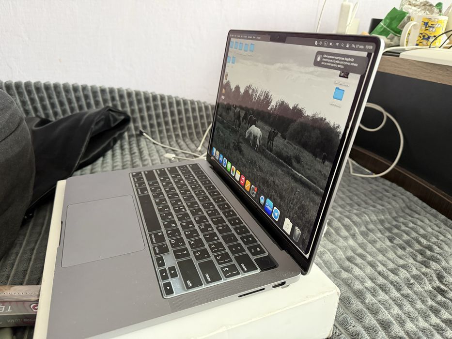 Macbook Pro M3 14’2 , 512 SSD, ОЗУ 8гб