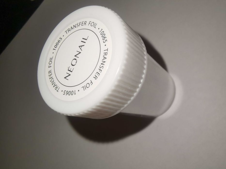 Оборудване и аксесоари за маникюр