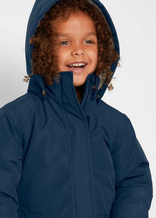 Утепленная парка для девочки со съемным капюшоном