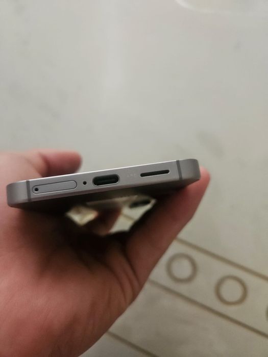 Samsung s25 256/12 обмен флип 7 фе