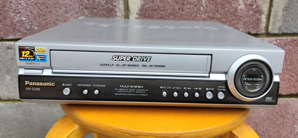 Видеомагнитофон SONY JVC panasonic