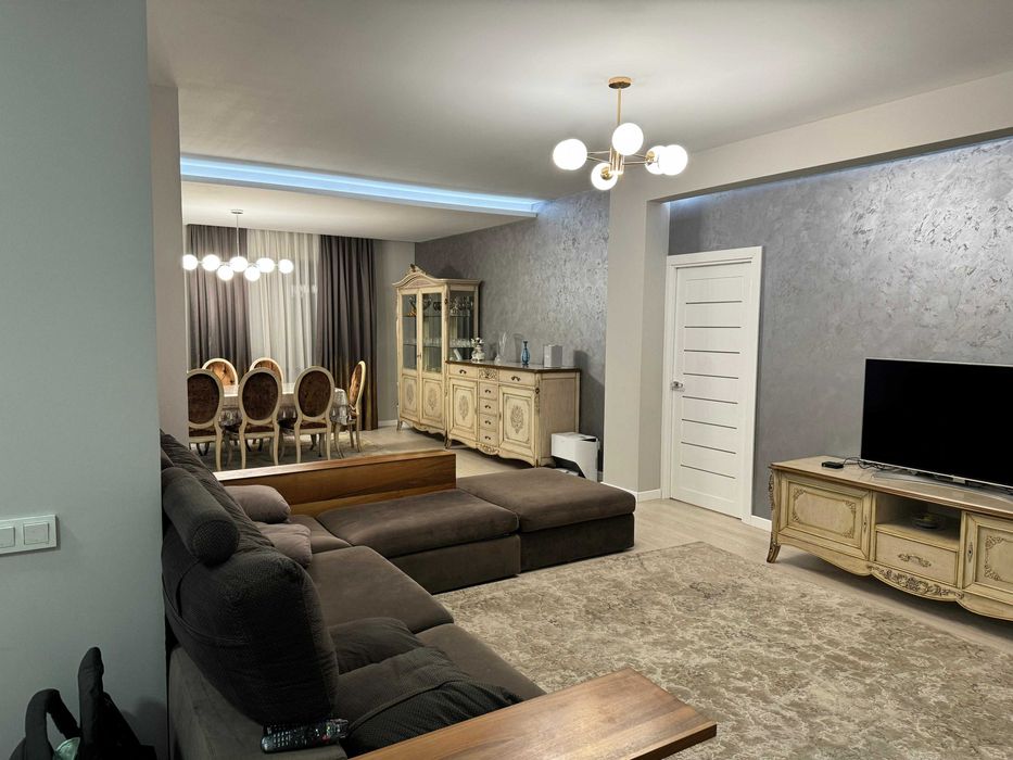 Продам 4-х комн квартиру