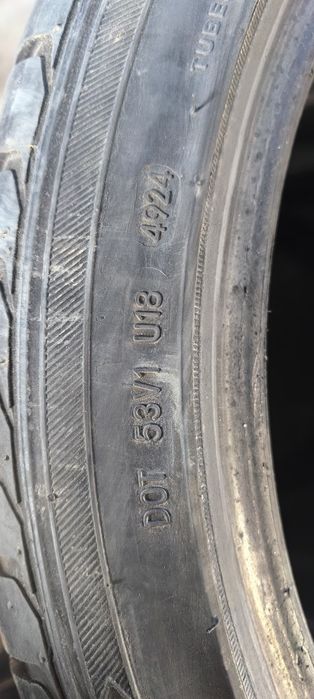 245/40/19 комплект