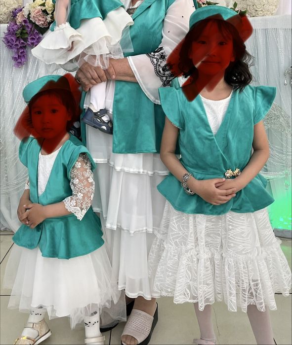 Кажекей мама-дочка