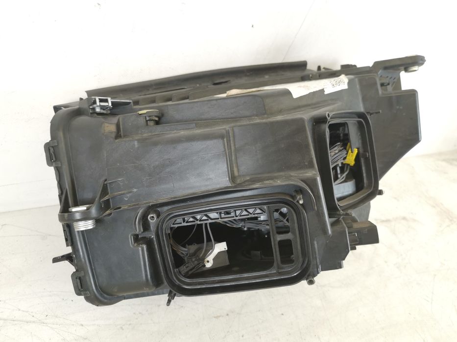 Фар Дясно Мултибийм Лед Мерцедес-Бенц ГЛЦ 1 [фейслифт] / Mercedes-Benz