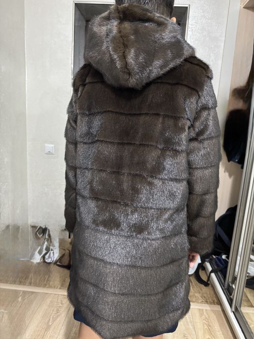 Продам эко шубу новую