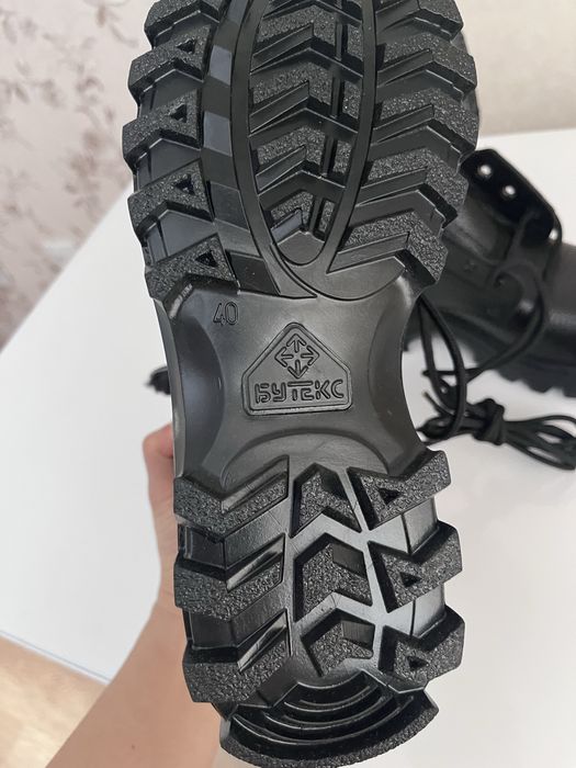 Ботинки берцы мужские