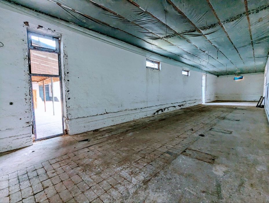 Помещения  в аренду - Янгибазар ( склад, холодильник, производство)