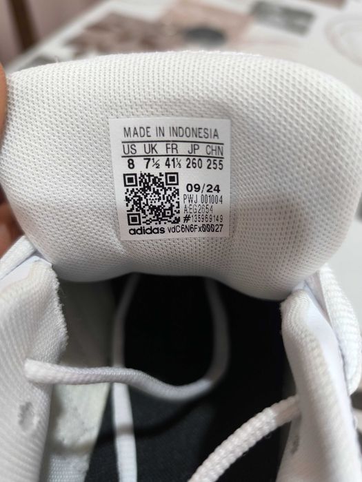 Маратонки Адидас