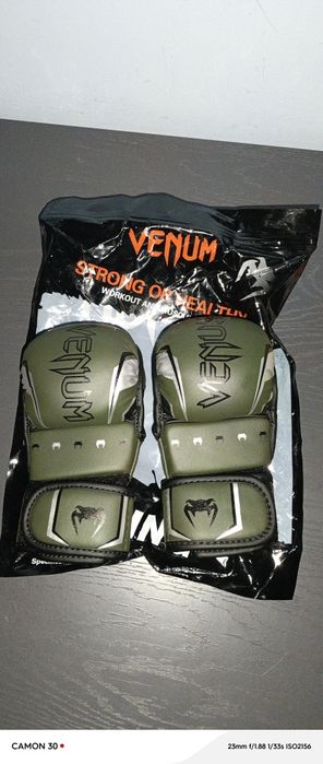 Мма перчатка venom