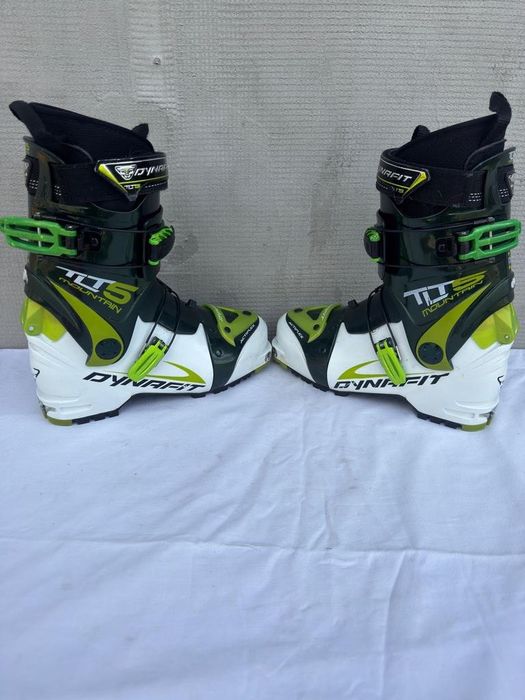 Clapari ski schi tura skimo Dynafit TLT5 Mountain TF Carve marime EUR:40 Mondo:25.5 Flex:90 last:102