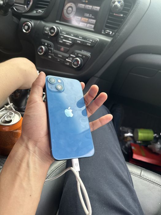 Продается iphone 13 на 256гб