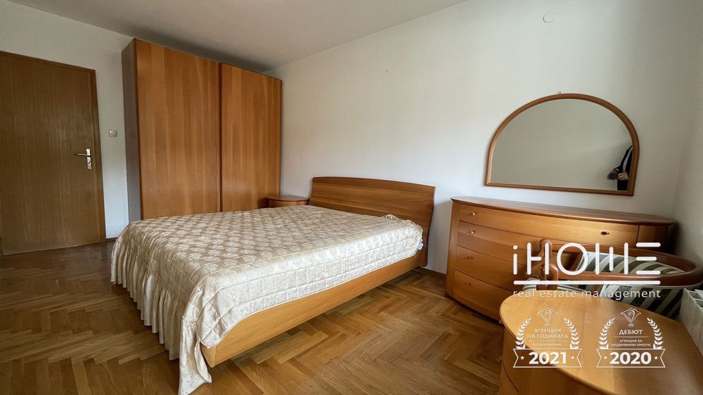 Дава се под наем Тристаен апартамент в София, Център - 124 кв.м за 1200 € - Снимка #8