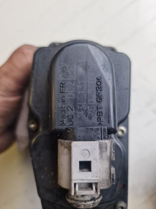 Clapeta acceleratie,Supapa egr Vw Tiguan,Touran Motor 2.0 tdi ,CFH