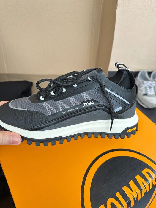 Colmar hiking trainers -  Vibram climb life