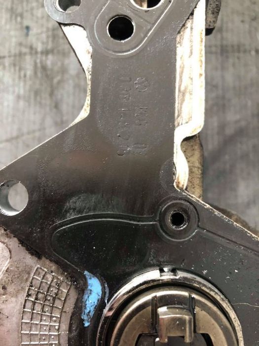 pompa vacuum  1.9 tdi awx 131 cp passat b5 audi a4 b6 vw passat b5 skoda superb