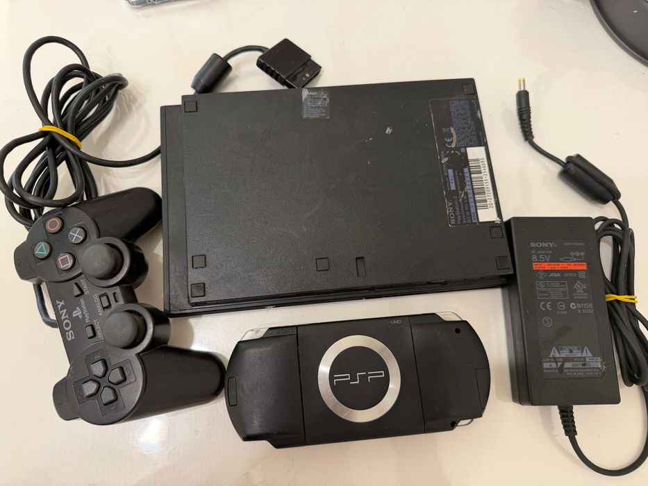 Playstation 2 slim 77004 si Psp 1004 cu joc fifa console Sony PS2