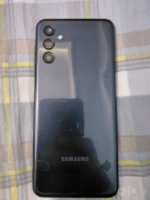 Samsung m13 holati yahshi