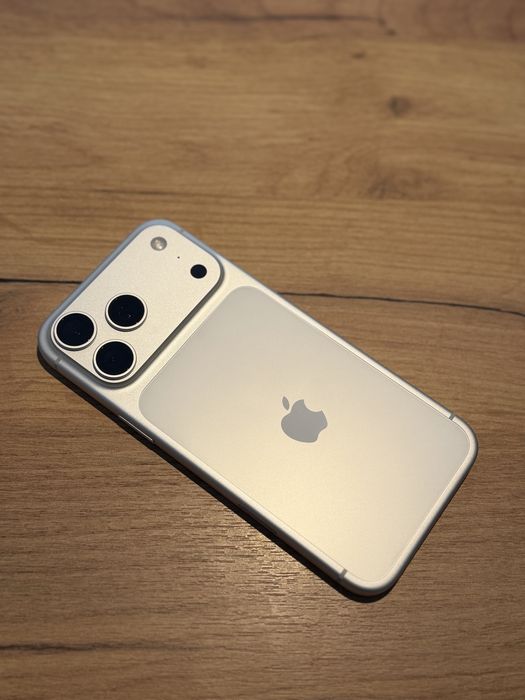 iPhone 17 Pro Max 256Gb Silver/Baterie93%/Garantie 12 luni @atsgsm.ro