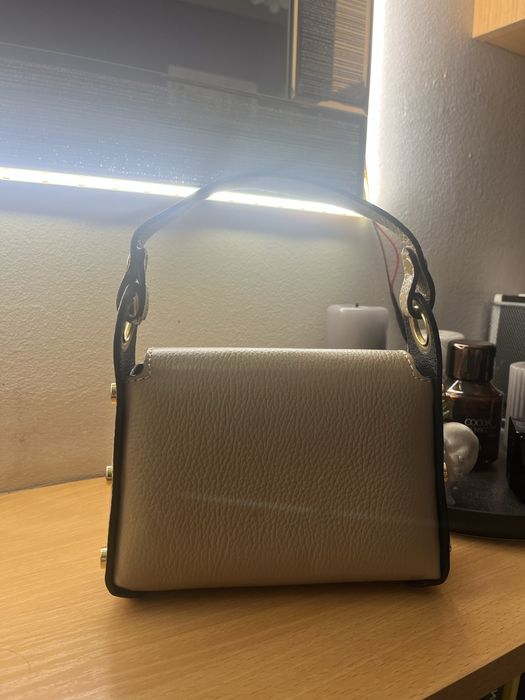 Дамски чанти Vera Pelle и CD