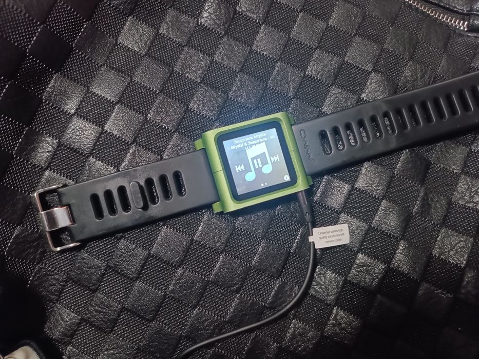 Assalom alekum Apple  Ipot Nano 8gb Sotiladi