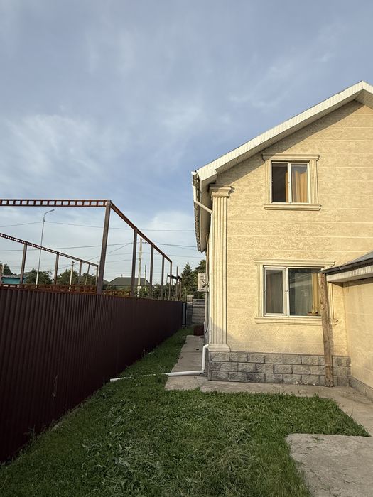 Продам дом в селе Абай