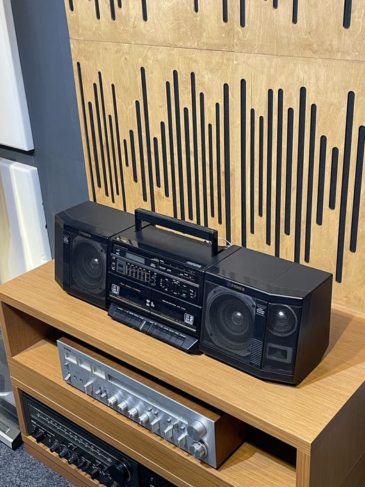 Radio casetofon boombox fisher functional banda radio FM 64mhz-74mhz