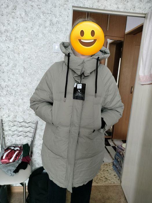 Продается куртка новая