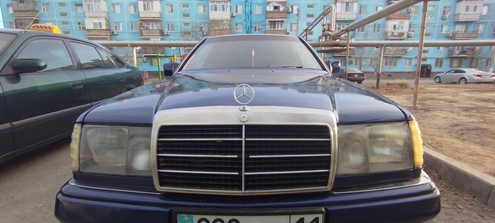 Продам машину Мерседес