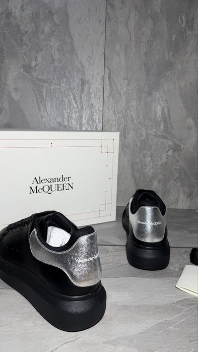 Alexander McQueen autentici